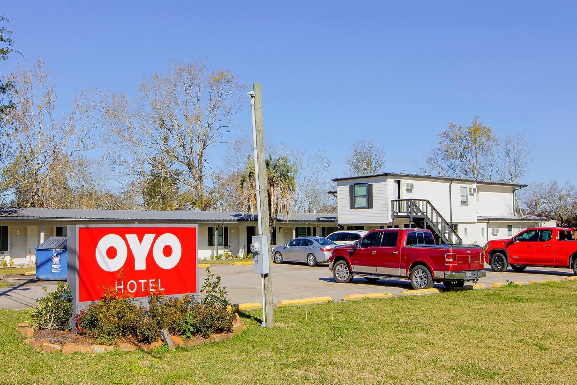 Oyo Hotel Sulphur La Hwy 90 West エクステリア 写真