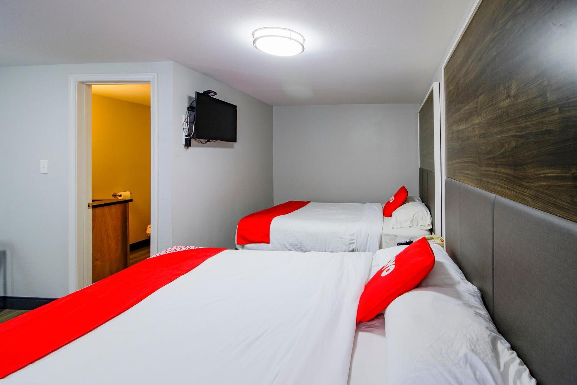 Oyo Hotel Sulphur La Hwy 90 West エクステリア 写真